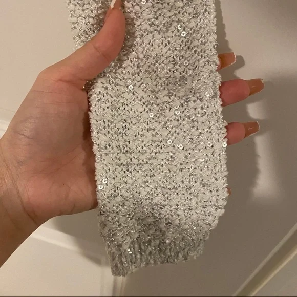 Orsay sparkly white fall sweater V-neck tight fit - Picture 13 of 13